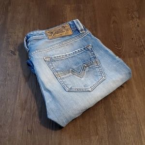 Diesel Larkee Regular Straight Button Fly Selvedge Distressed 31"×30-1/2"